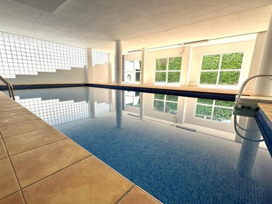 Three Bedroom Apartment, Prime Javea Location Luaran gambar