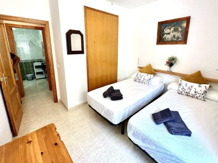 Three Bedroom Apartment, Prime Javea Location Luaran gambar
