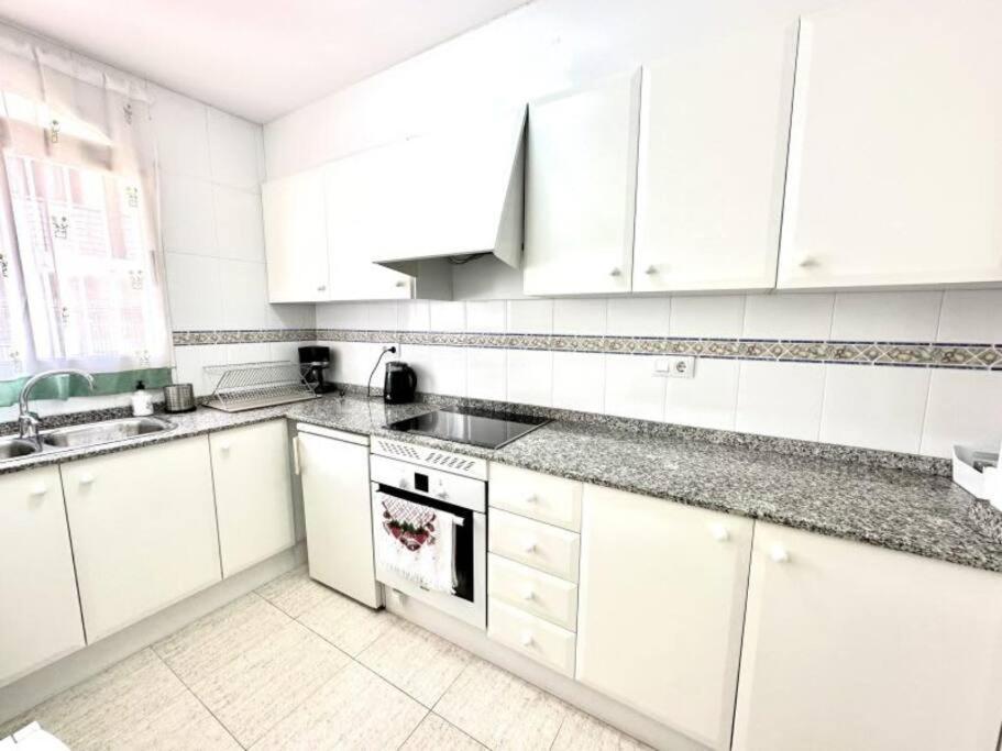 Three Bedroom Apartment, Prime Javea Location Luaran gambar